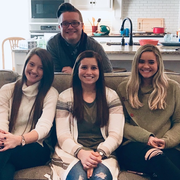 Meet your Posher, Maddie - Picture 9 of 10